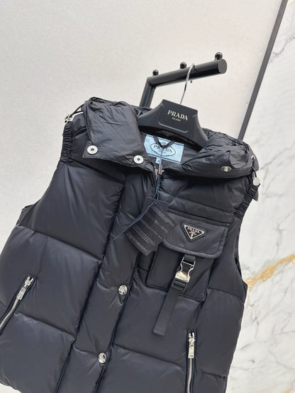 P 25fw hooded turtleneck down vest
