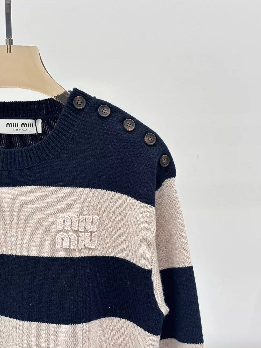 M 25 Spring and Summer new round neck letter logo patch striped color matching casual knitted long sleeve