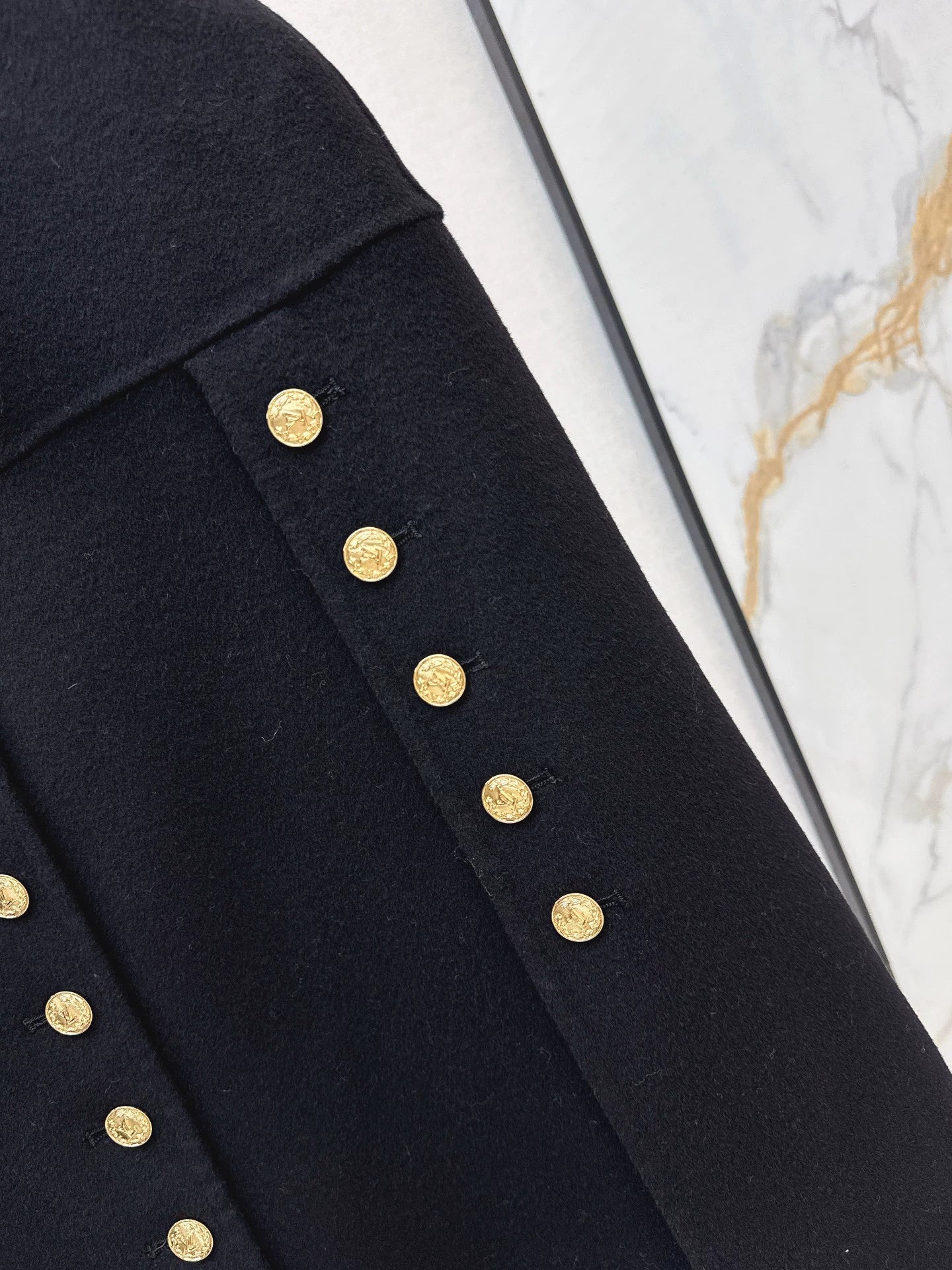 L 25 Cashmere cloak jacket