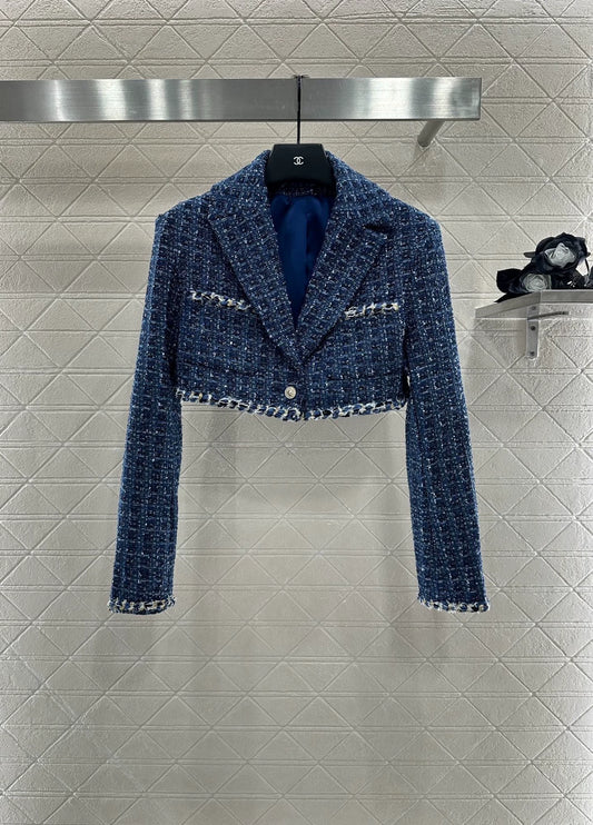 C 25 Cropped woolen tweed dress jacket