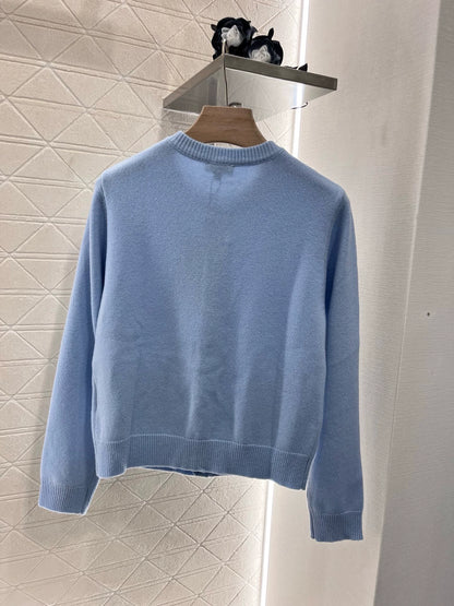 C 25 New knitted cardigan (light green, blue)