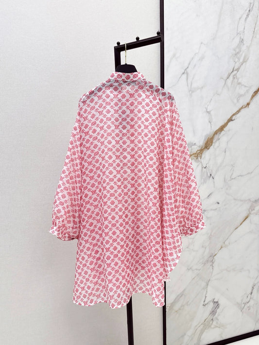L 25 New irregular cape style shirt