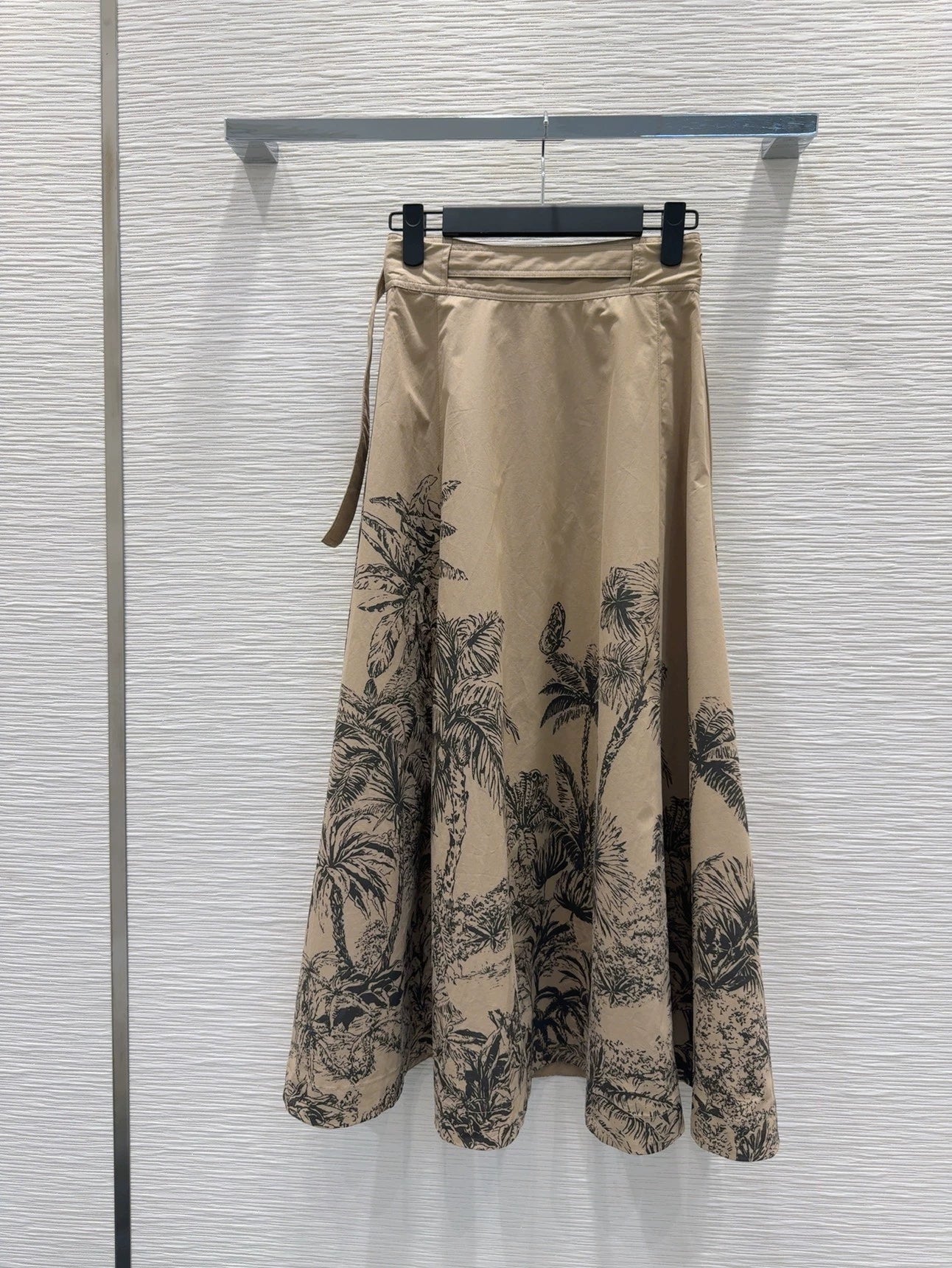 D 25 new brown printed belt single breasted long skirt