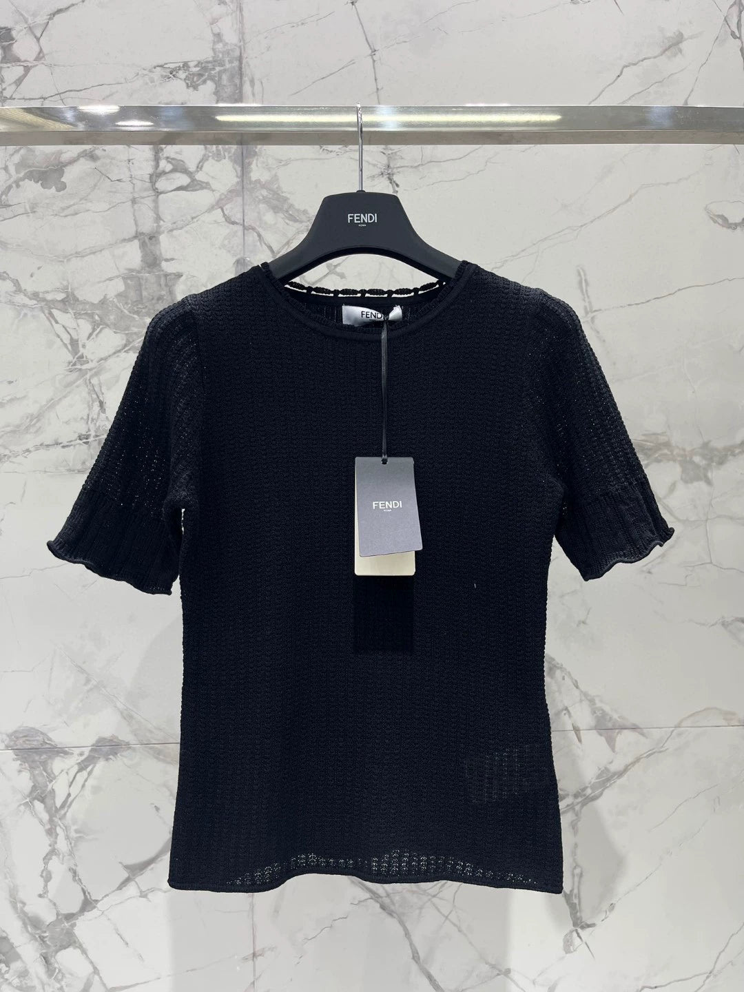 F 25 New Round Neck Short Sleeve Knit Top