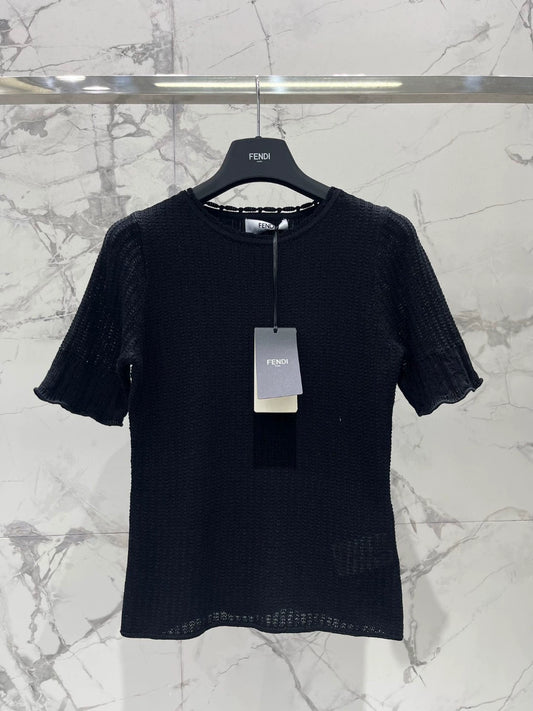 F 25 New Round Neck Short Sleeve Knit Top