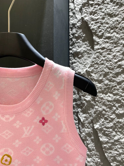 L 25 Knit Logo Sleeveless Vest