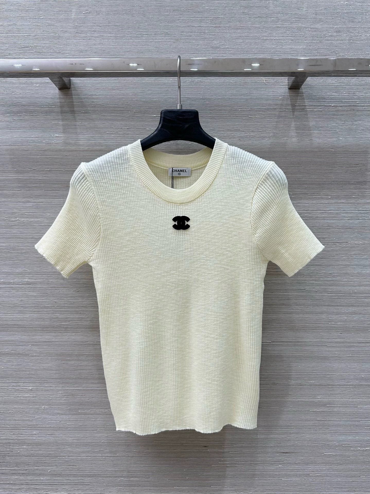 C 25 Dopamine Colorway Strick-Kurzarmoberteil