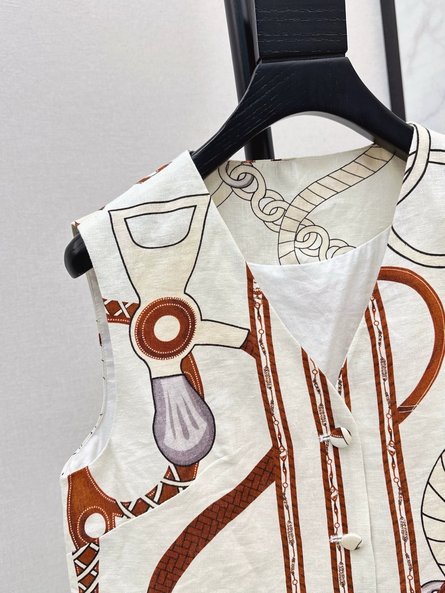 H 25 Spring/Summer New Vest Jacket