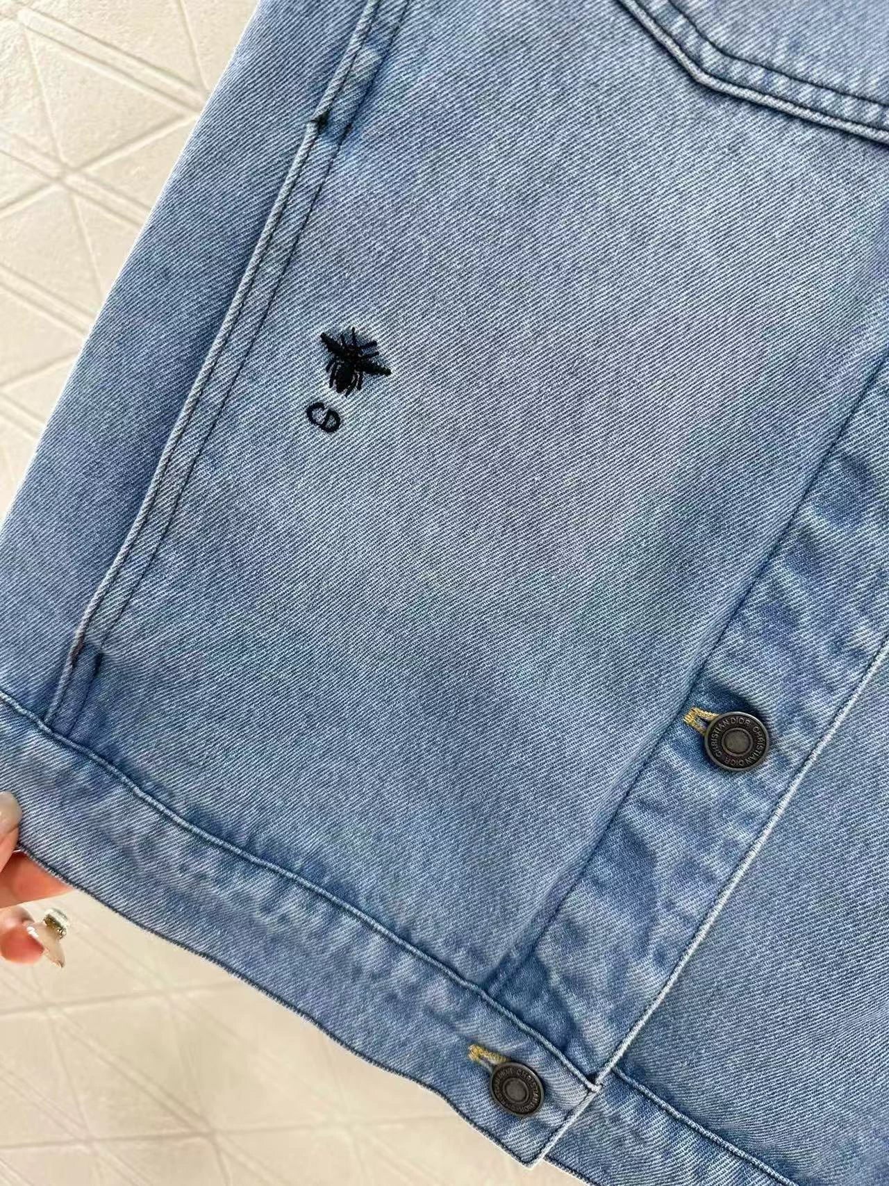 D 2025 New Denim Short Sleeve Jacket and Shorts Set