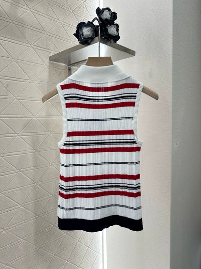 C 25 Turtleneck striped knit undershirt