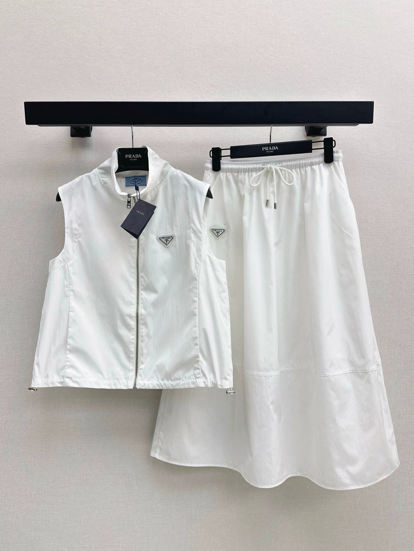p 25 spring and summer newest sports girl style colorful suit vest jacket + half skirt