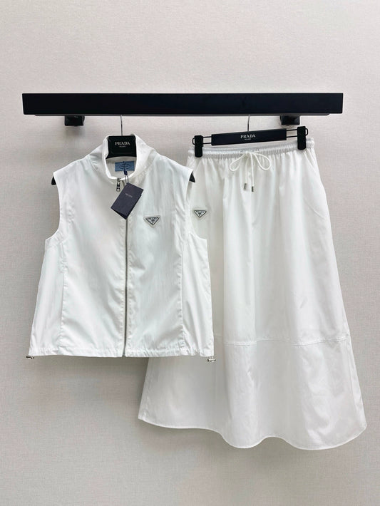 p 25 spring and summer newest sports girl style colorful suit vest jacket + half skirt