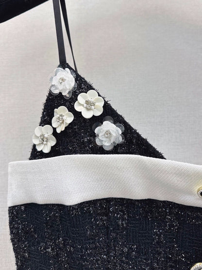 C New Spring/Summer 3D Flower Embellished Camisole with Waist Chain, High-Waisted Skirt