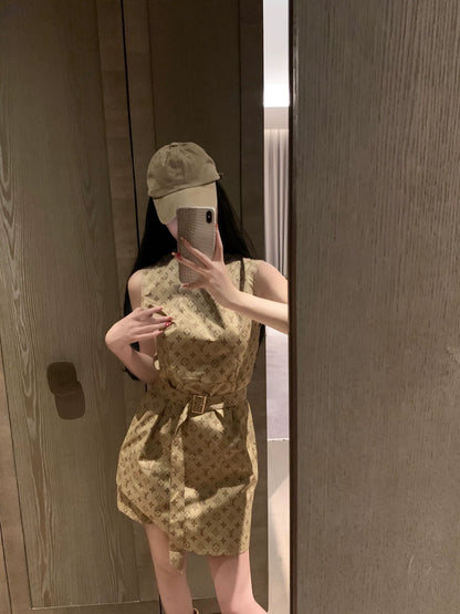 L 25 Khaki Belt Dress