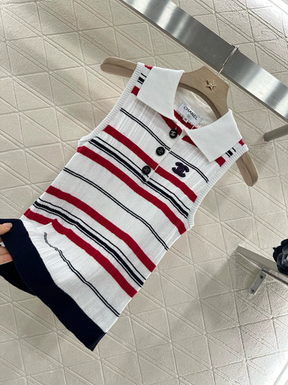 C 25 Turtleneck striped knit undershirt