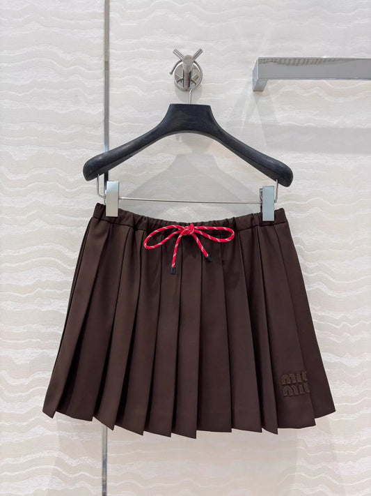 M 25 Preppy style pleated short skirt