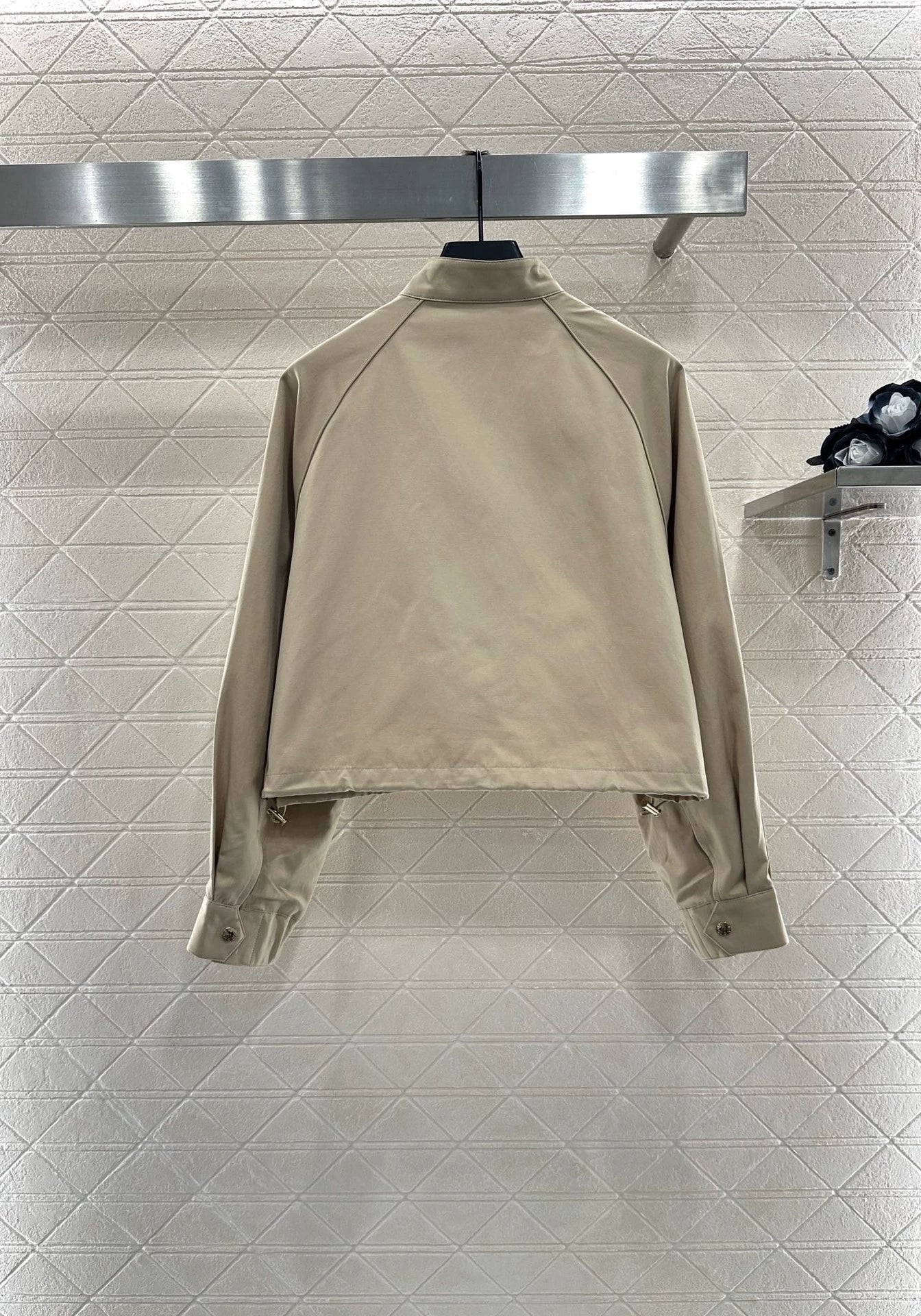 L 25 stand collar zip-up jacket