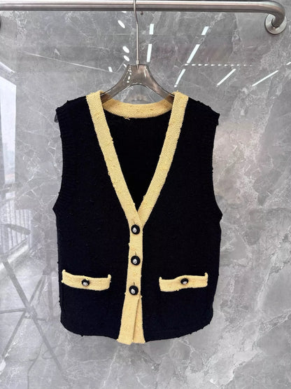 C 24 Black vest with yellow trim