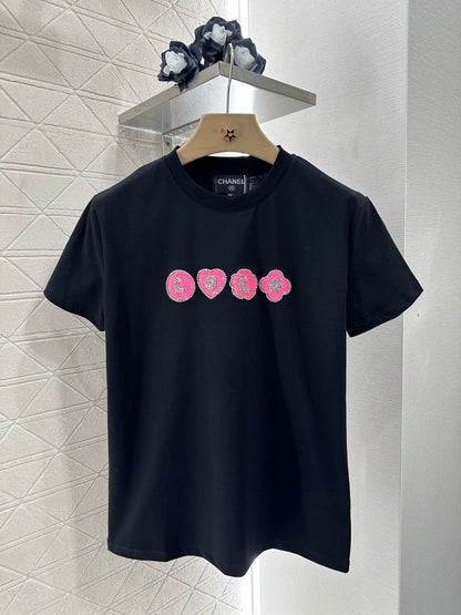 C 25 New Embroidered Beaded Letter Round Neck Short Sleeve T-Shirt