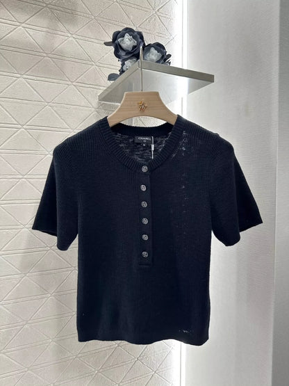 C 25 spring and summer new Flying Swallow logo buttons knitted short sleeve