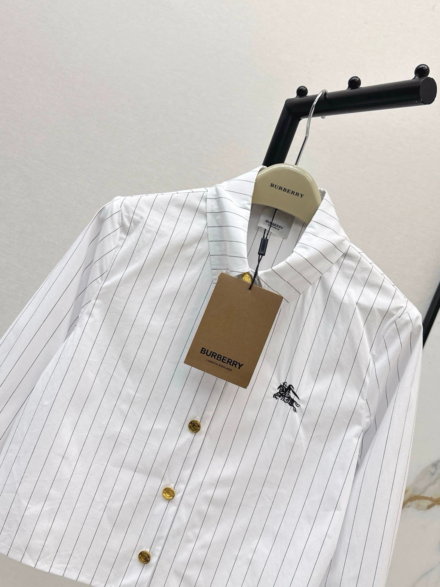 Bu 25 Spring/Summer New Split Sleeve Design Shirt