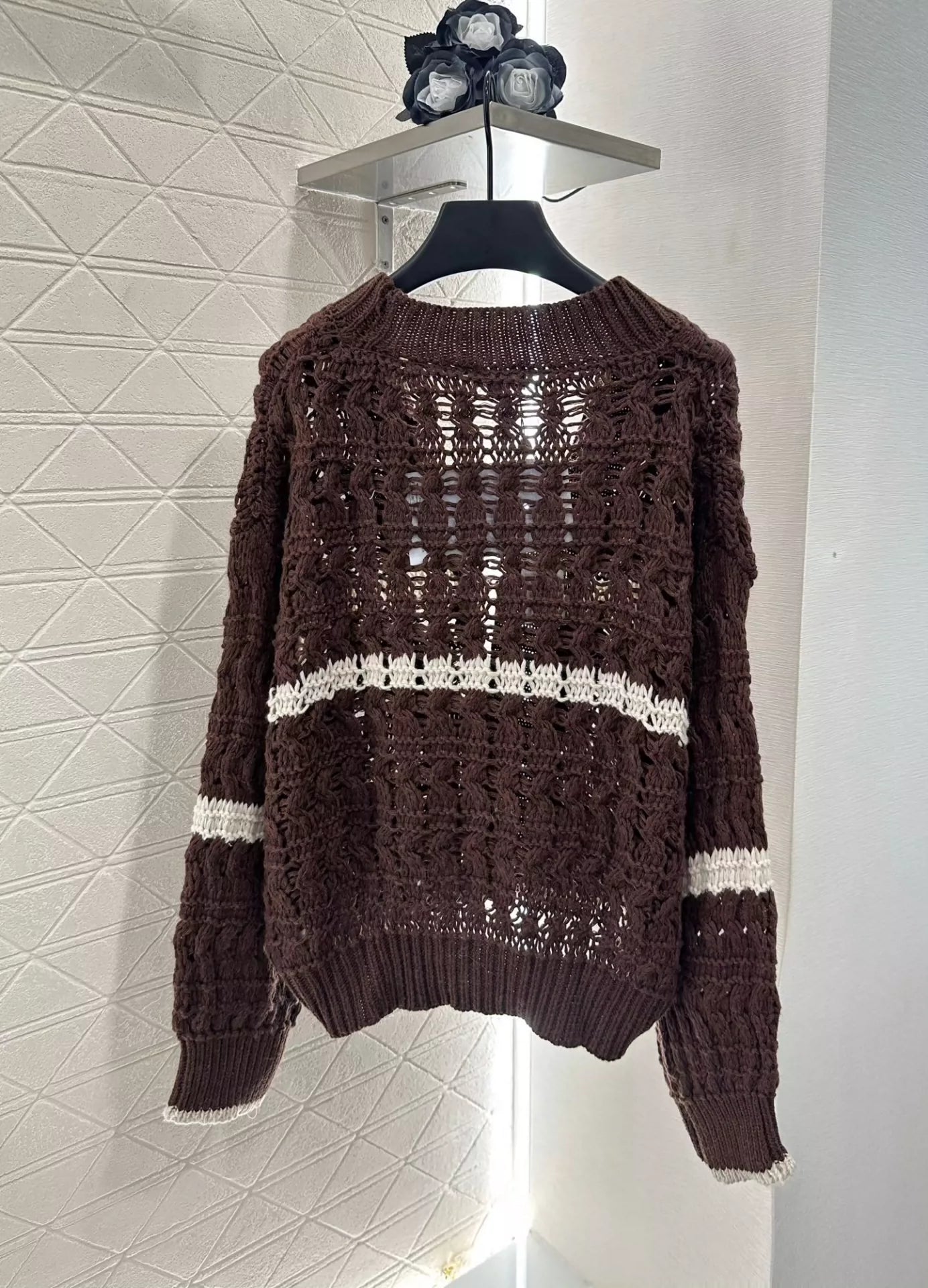 Cardigan tricoté au crochet C 25fw
