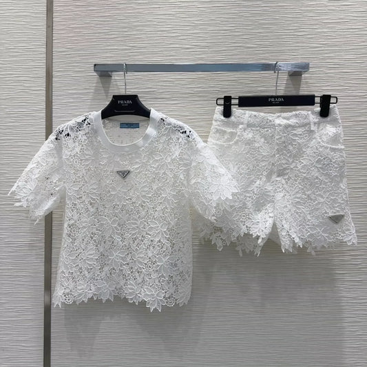 P 25 new water-soluble lace round neck short sleeve top shorts set