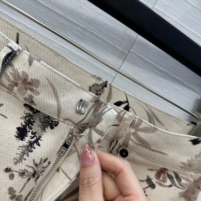 D 25 New Fresh and Light Ink Print Denim Half Skirt
