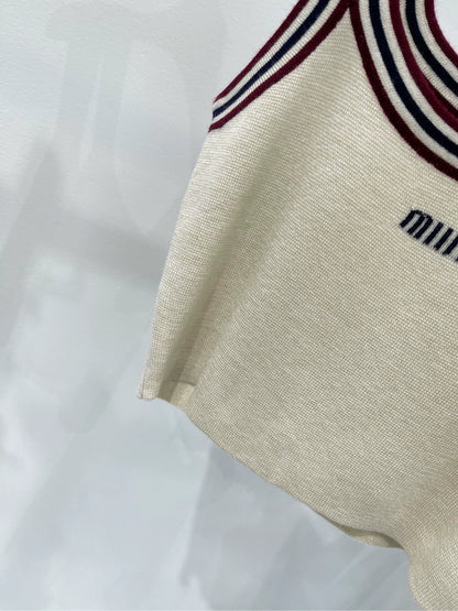M 25 apricot red edge knitted vest