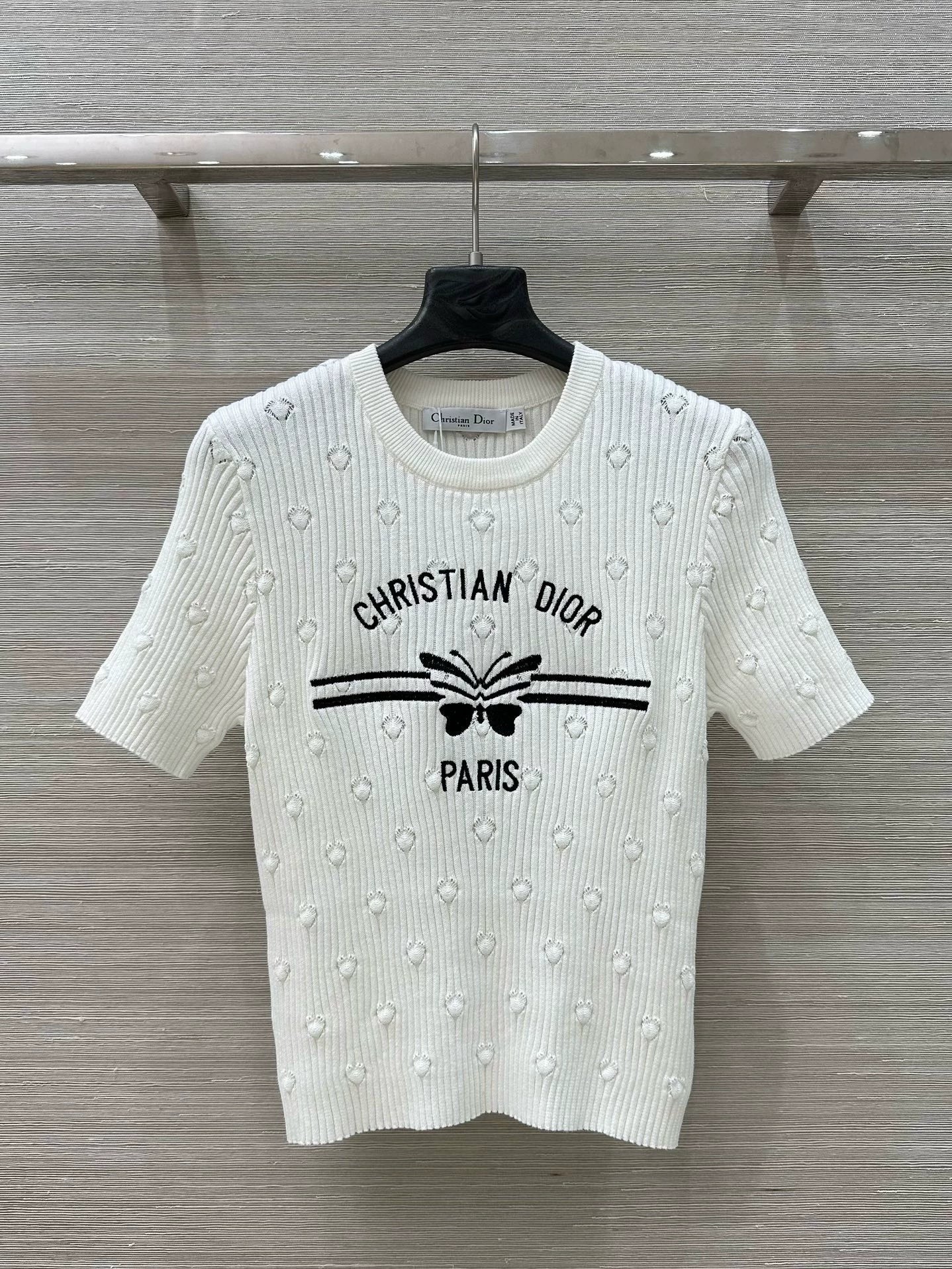 D 25 Early Spring Resort New Embroidered Knit Short Sleeve