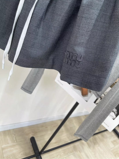 M 25 Gray Gingham Puffy Skirt