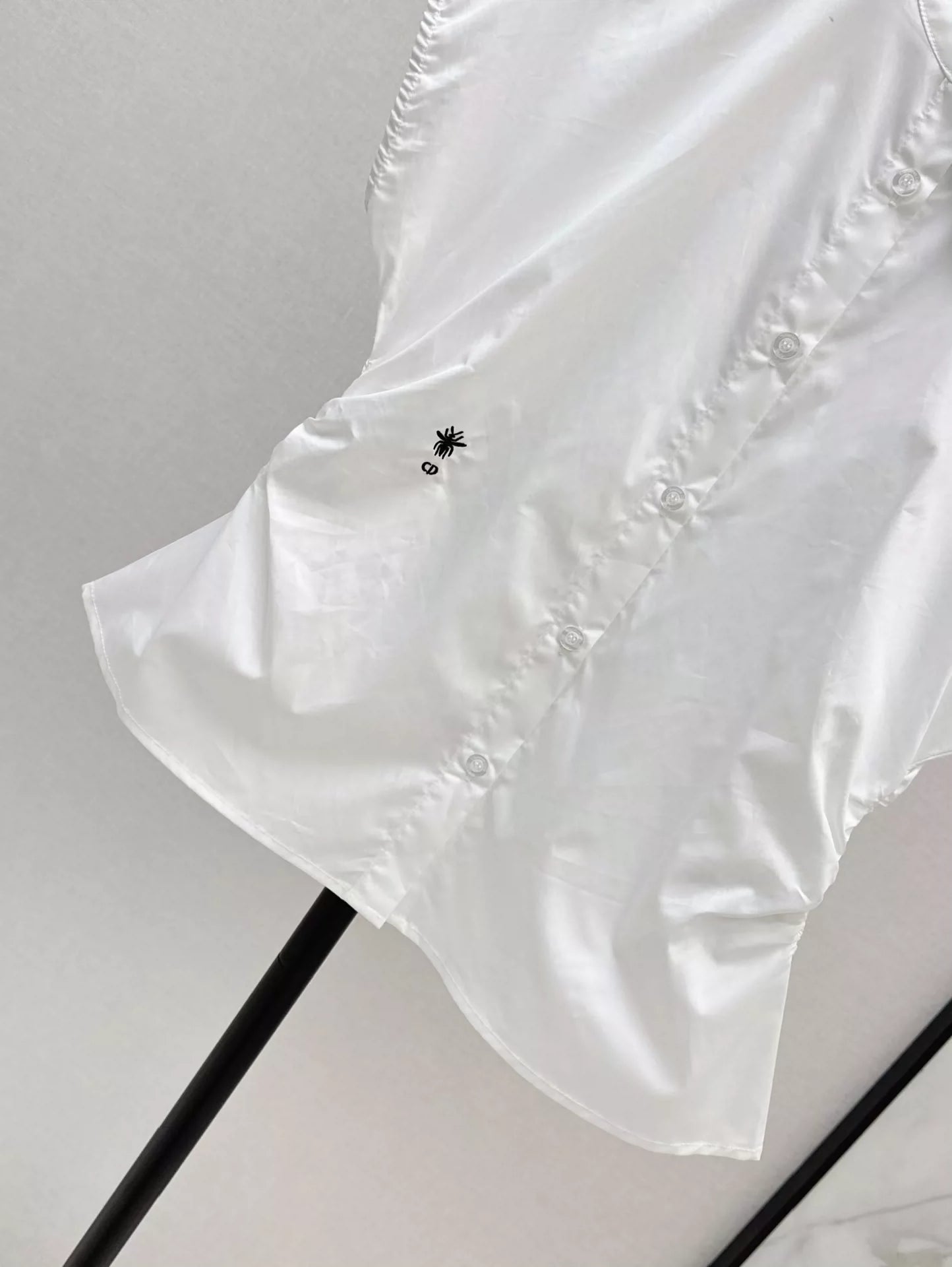 D 25 Spring/Summer New Minimalist Waisted Standing Collar Shirt