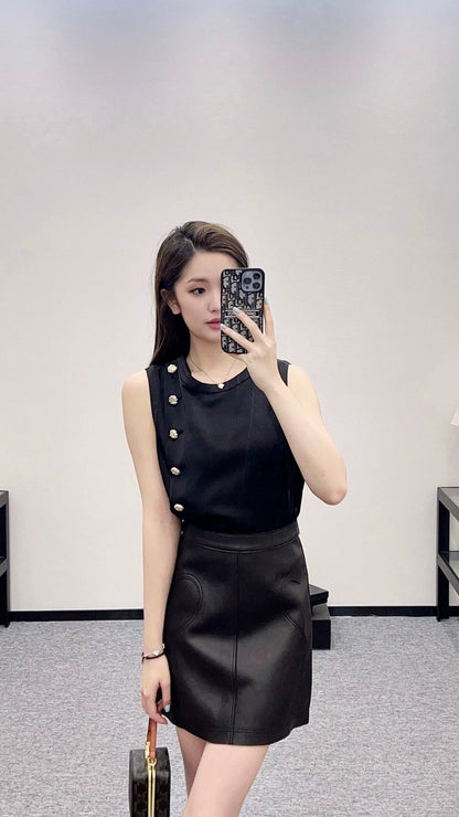 Sleeveless button-down top