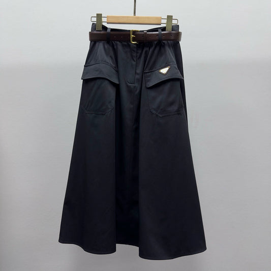 p 25 New Workwear Halter Skirt（black 、khaki）