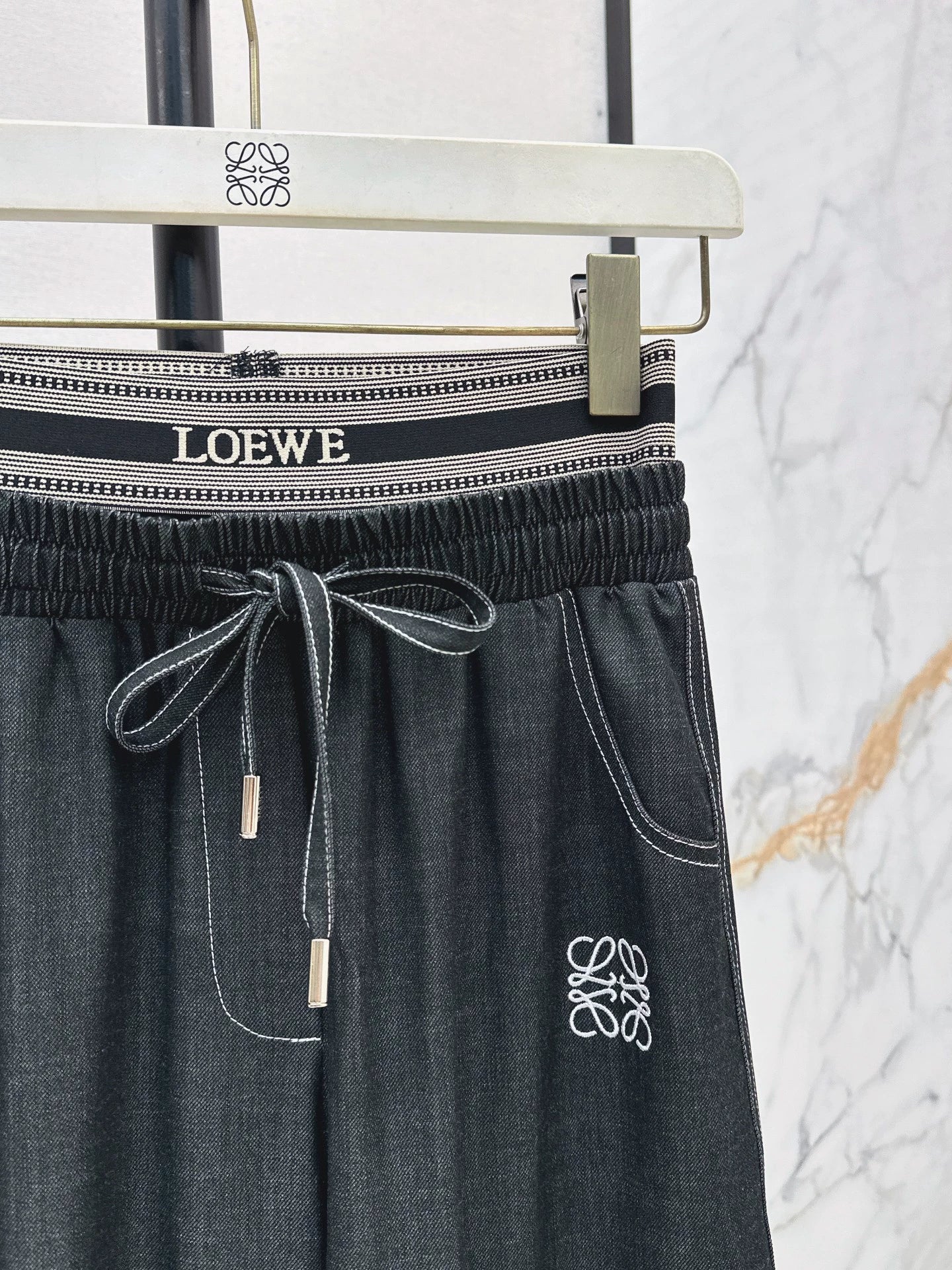 LO 25fw New Straight-leg Pants with Web Decoration