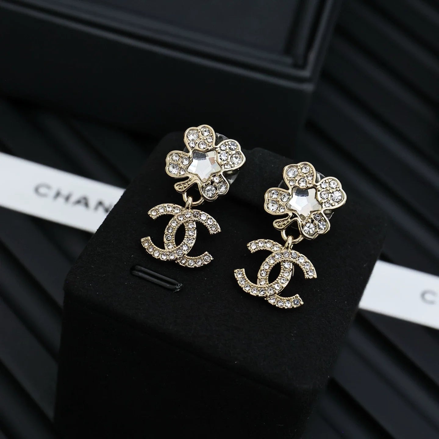 25 New Crystal Star Full Diamond Four-Leaf Clover Double C Pendant Earrings