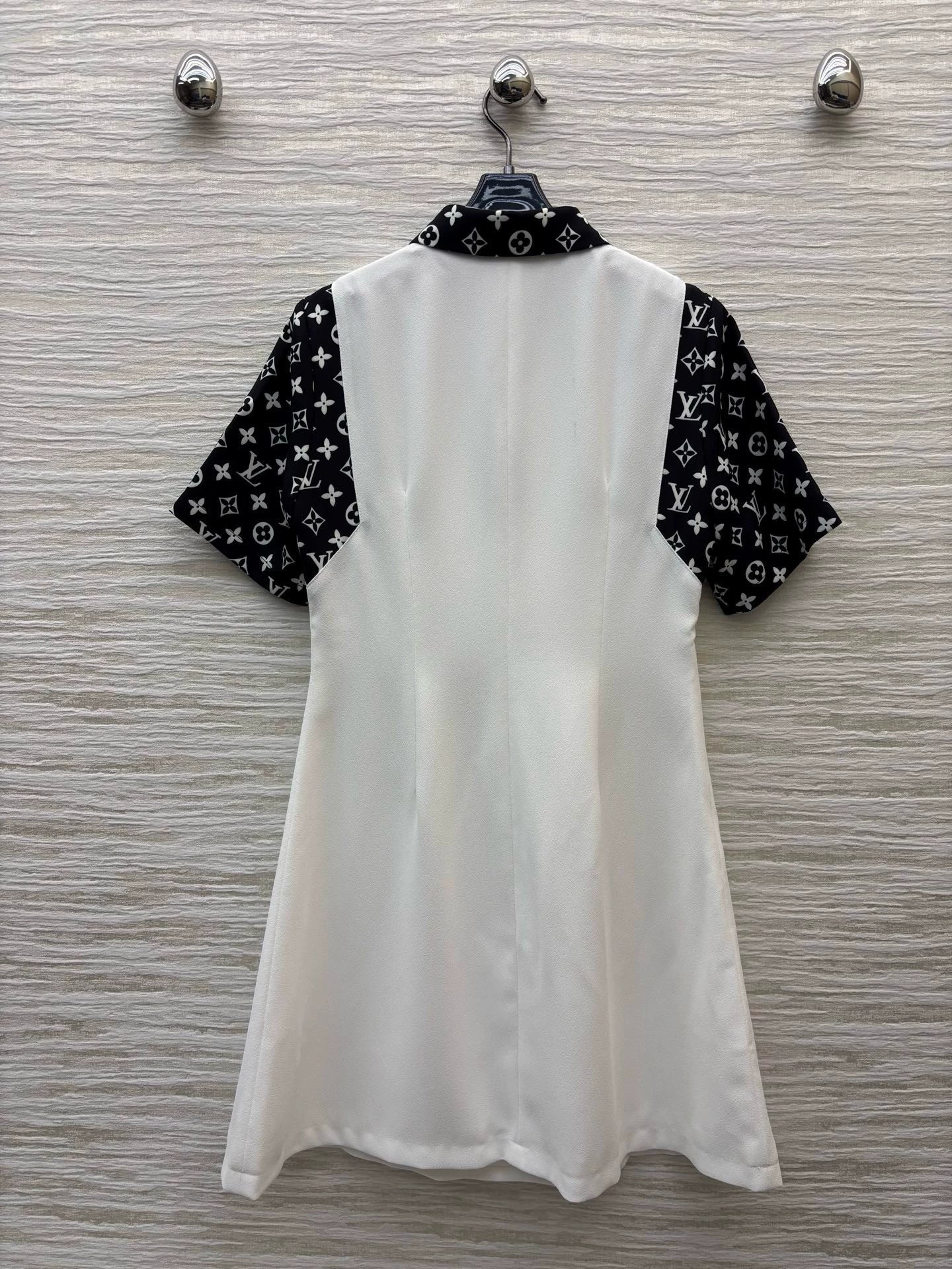 L 25 new lapel dress