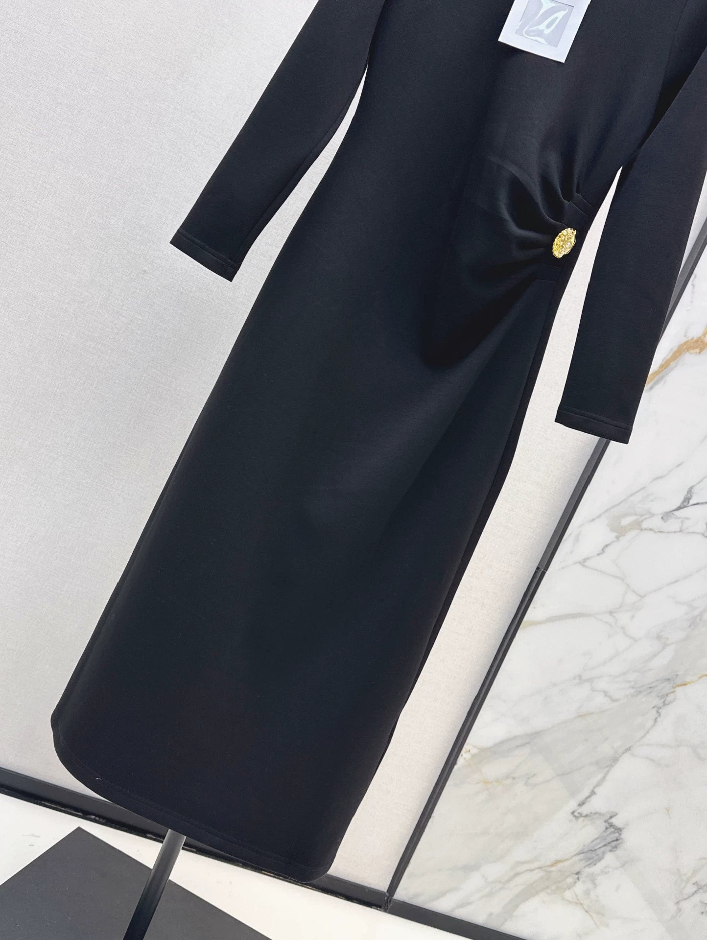 LOR 25fw Long waist-cinching dress