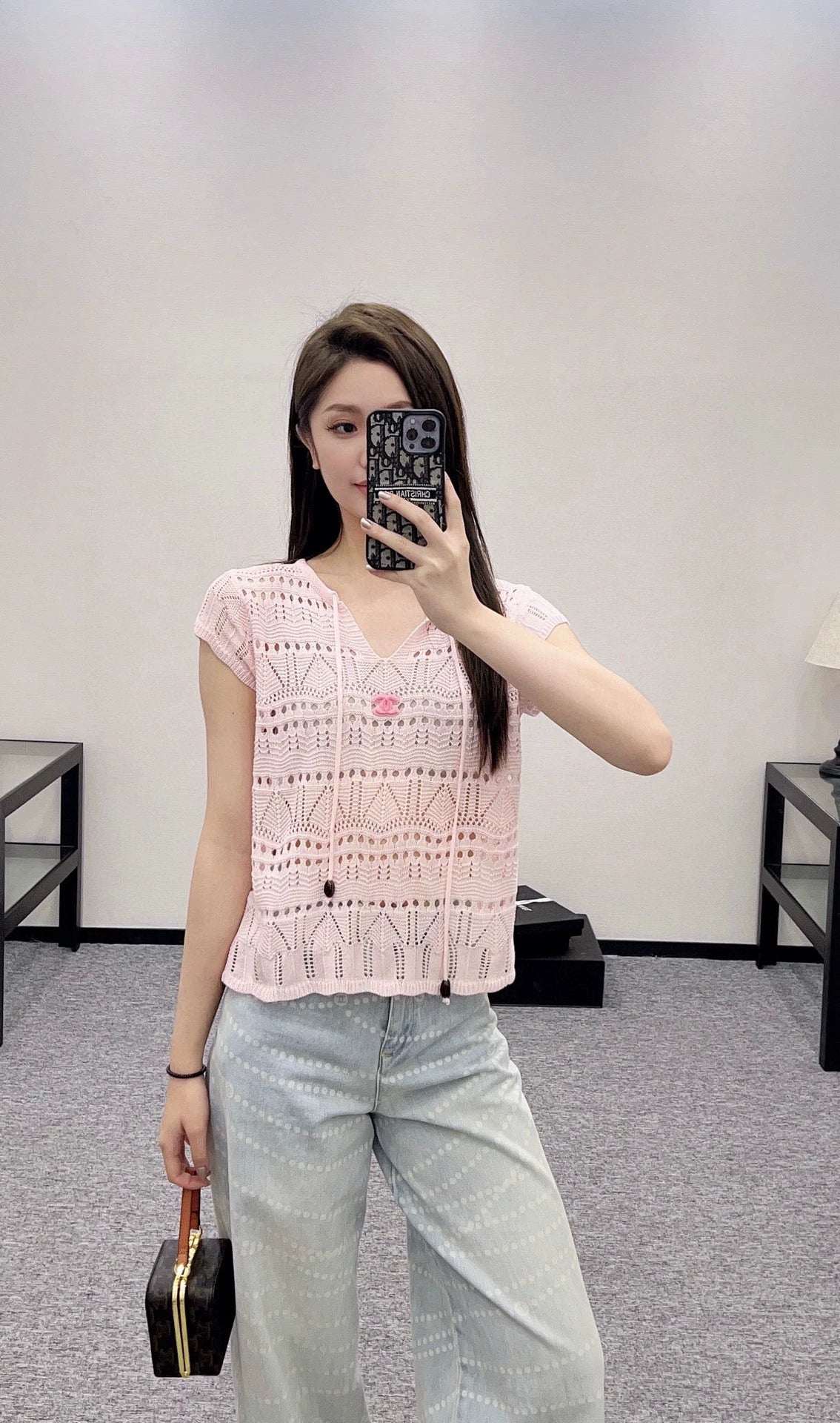 C 25 Neues Stricktop mit Schnürung und Cut-Outs 