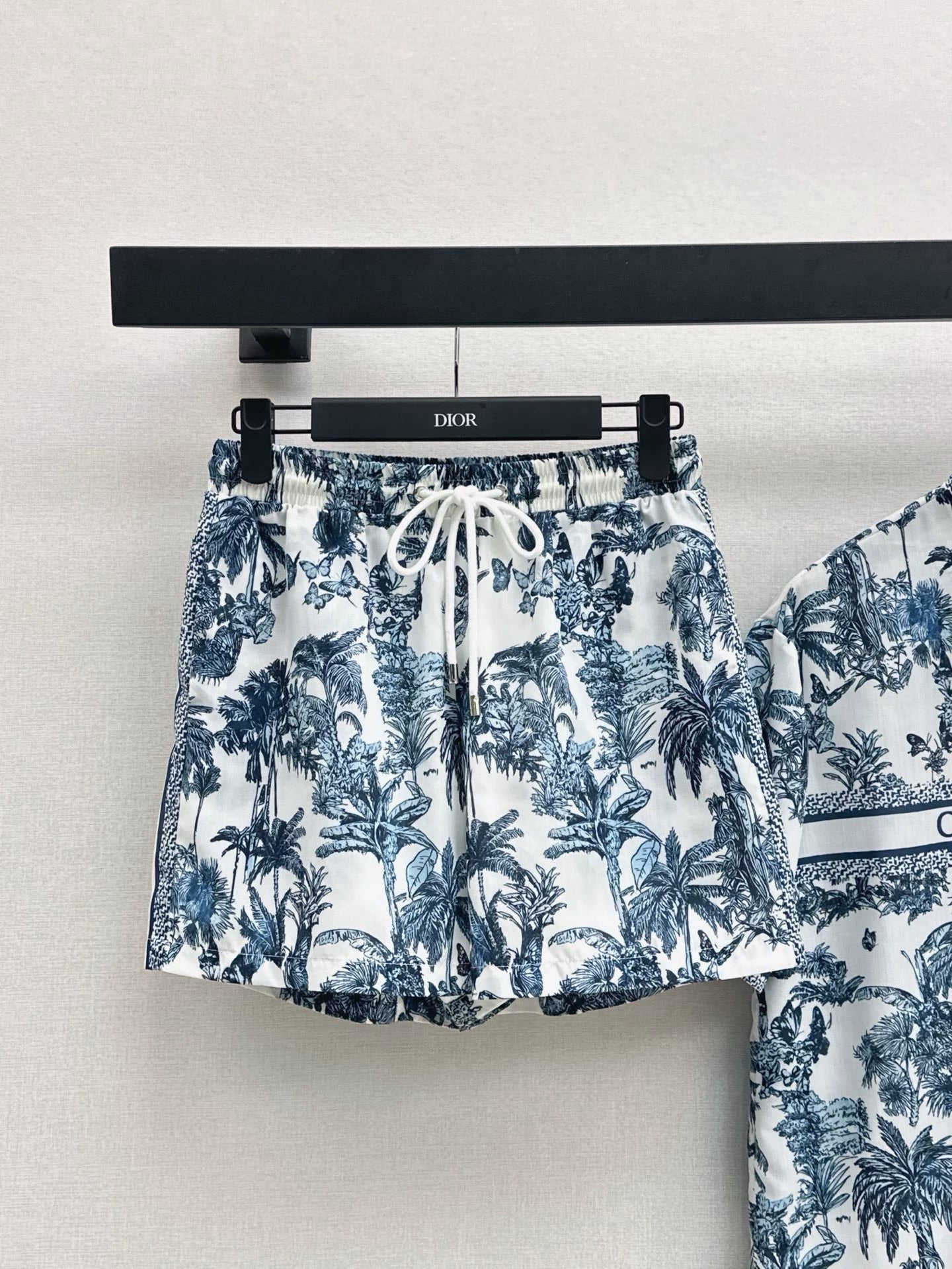D 25 Spring/Summer Latest Printed Patterns Casual Suit