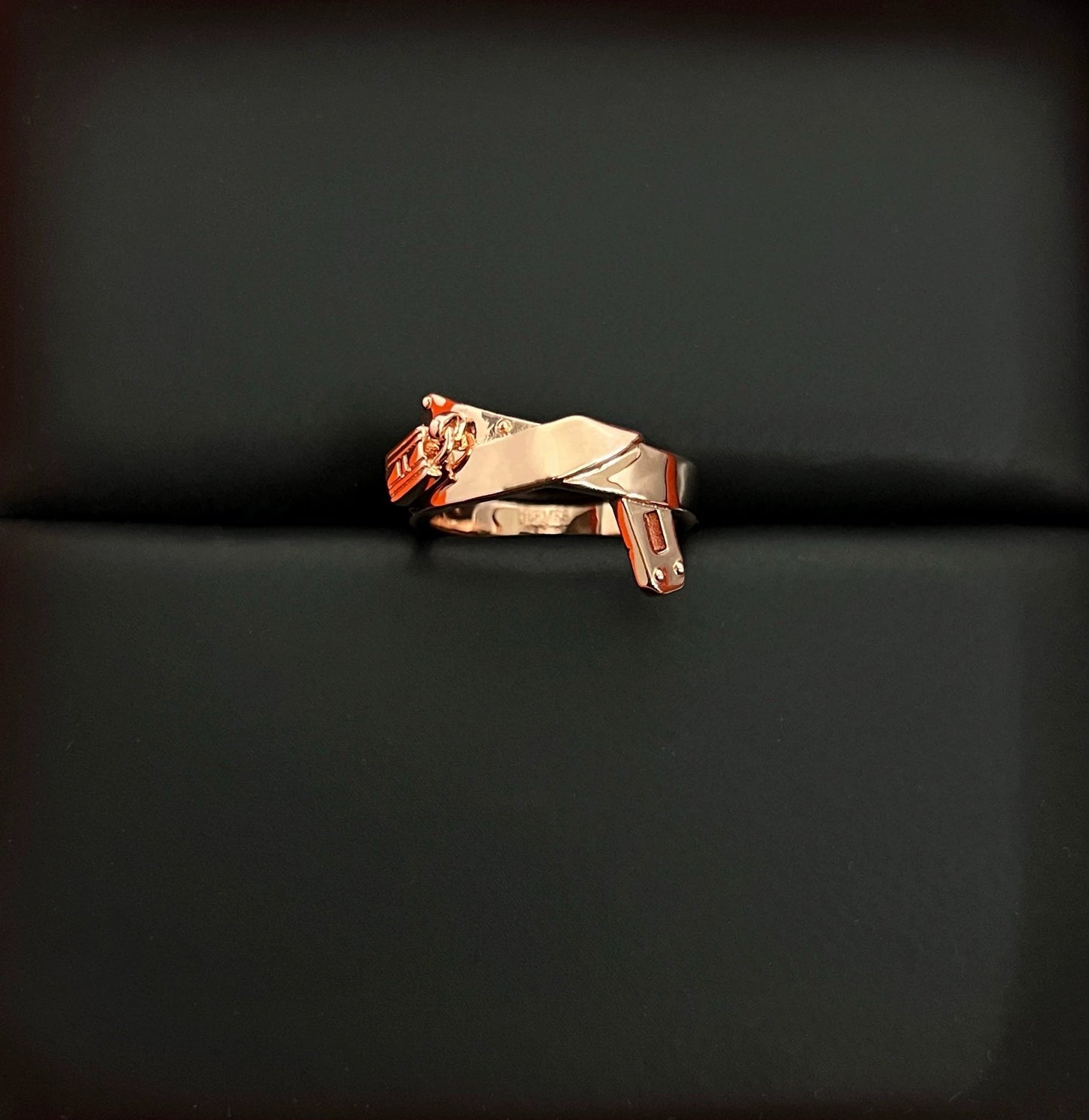 He 25 Belt Lock Ring