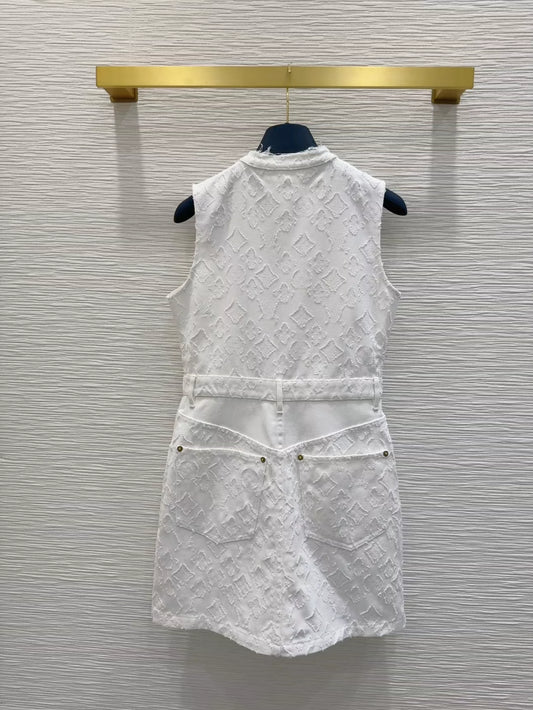 L 25 New Zipper Sleeveless Dress