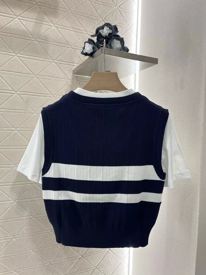 M 25 New Color Clash Fake Two Piece Top