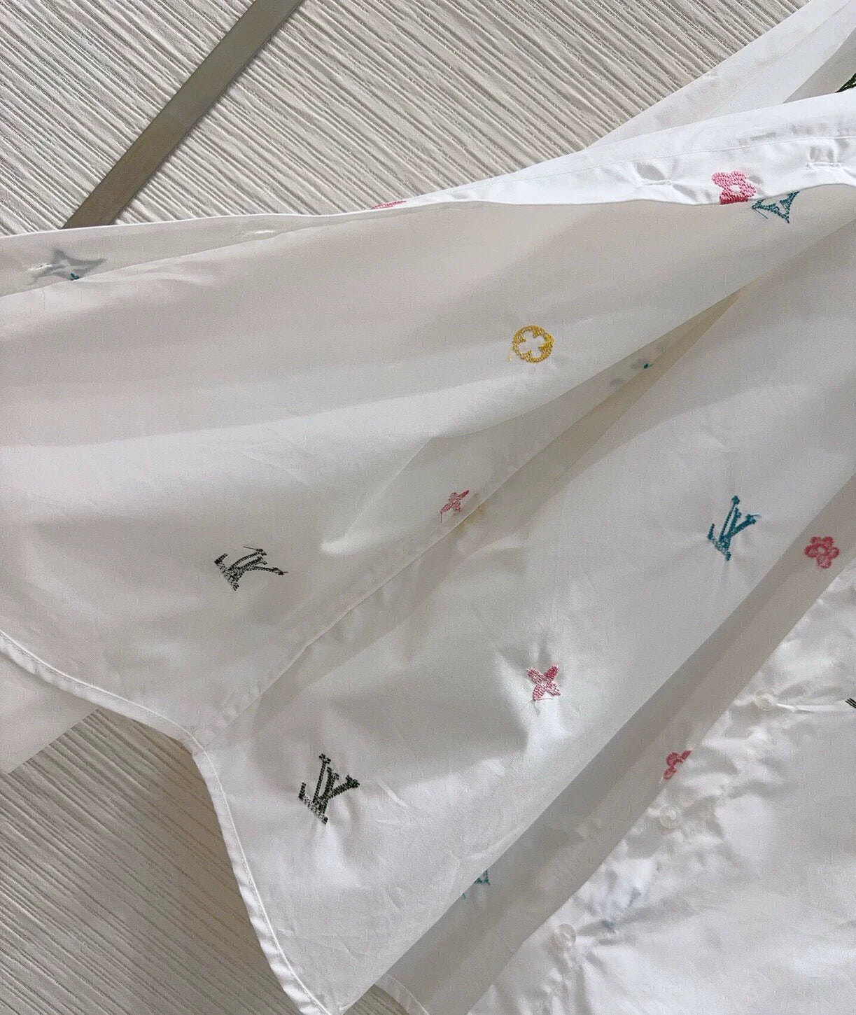 25 Summer New White Embroidered Shirt Jacket