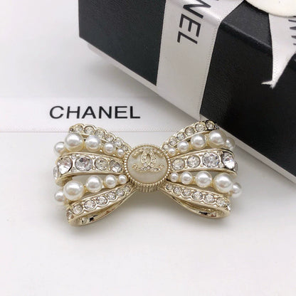 25 Summer new pearl diamond bow brooch
