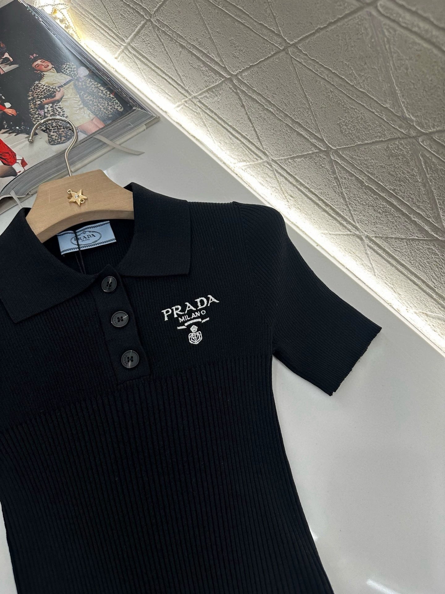 P 25 Slim Fit Lapel Knit Short Sleeve Top