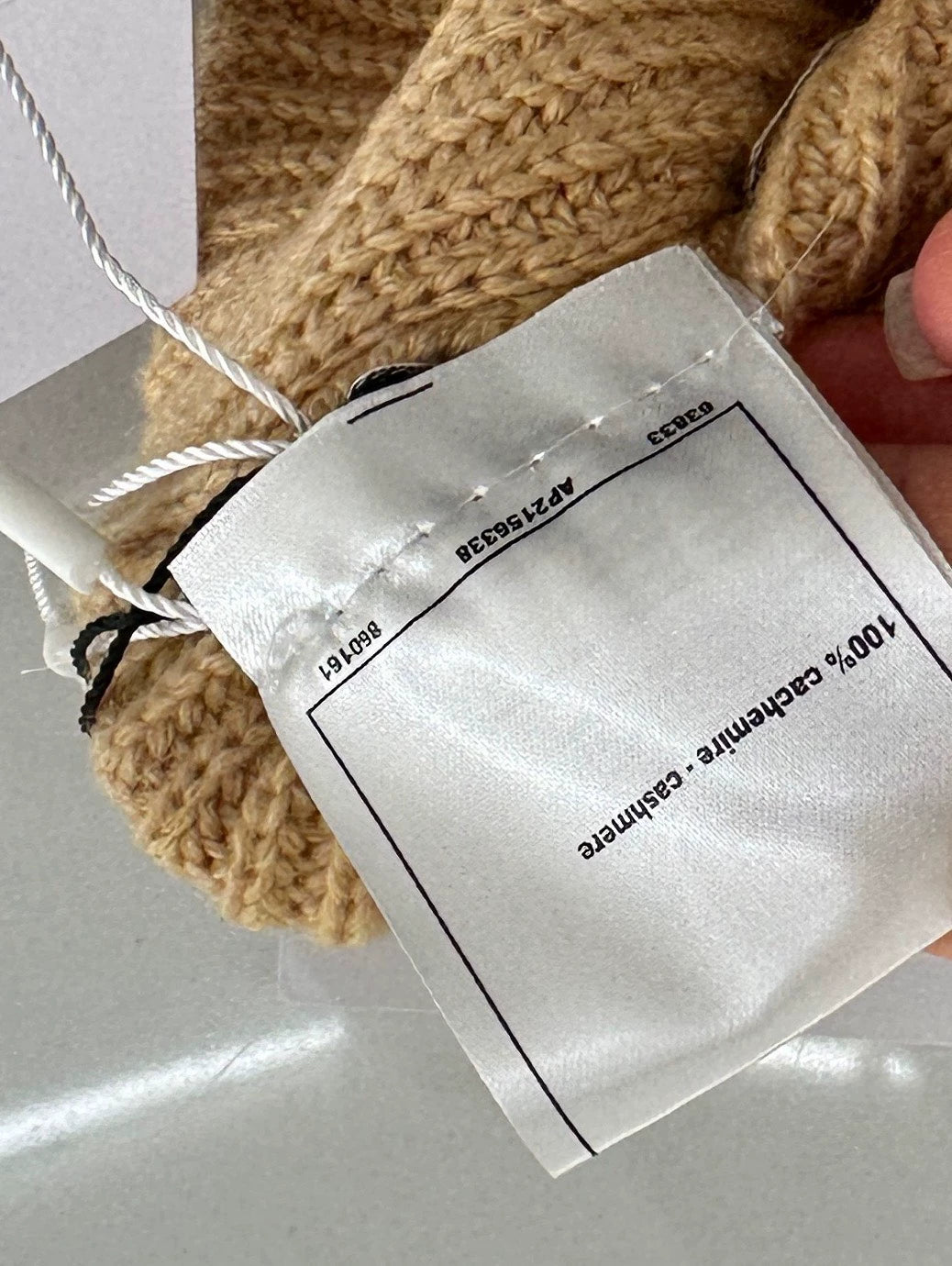C 25 Logo Cashmere Gloves