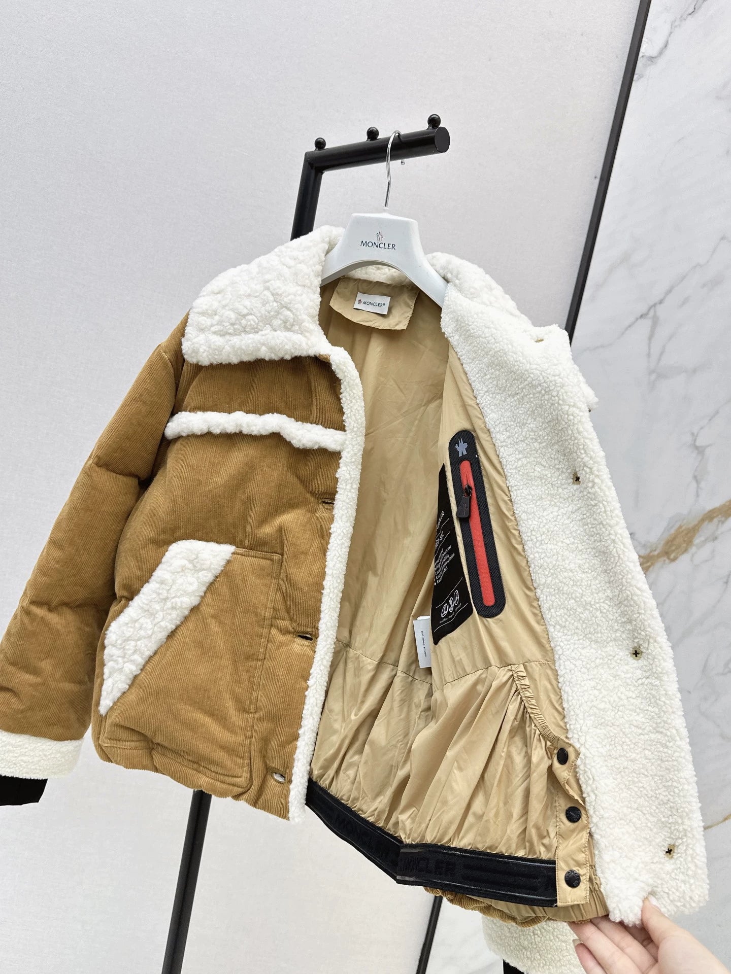 Mon 25 New lamb wool down jacket