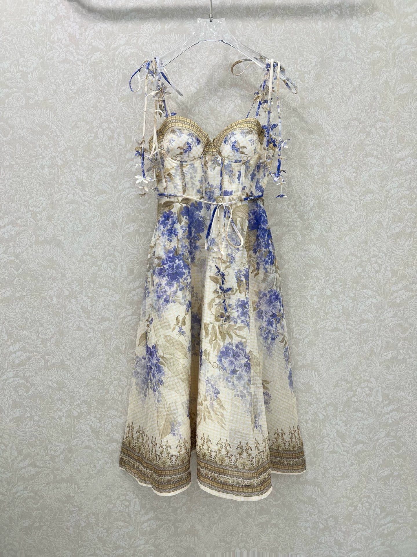 Z 25 New Flower Cluster Printed Halter Dresses