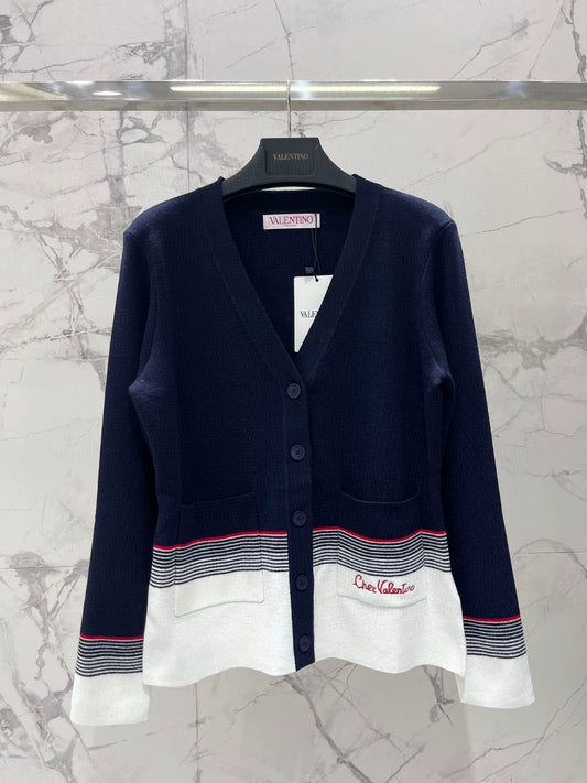 V 25 new embroidered letter V-neck long-sleeved knitted cardigan